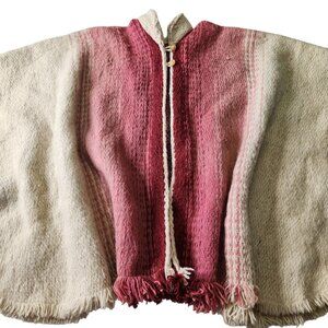 Vintage Folklore Del Ecuador Sebastopol Ca Pink Beige Wool Poncho One Size